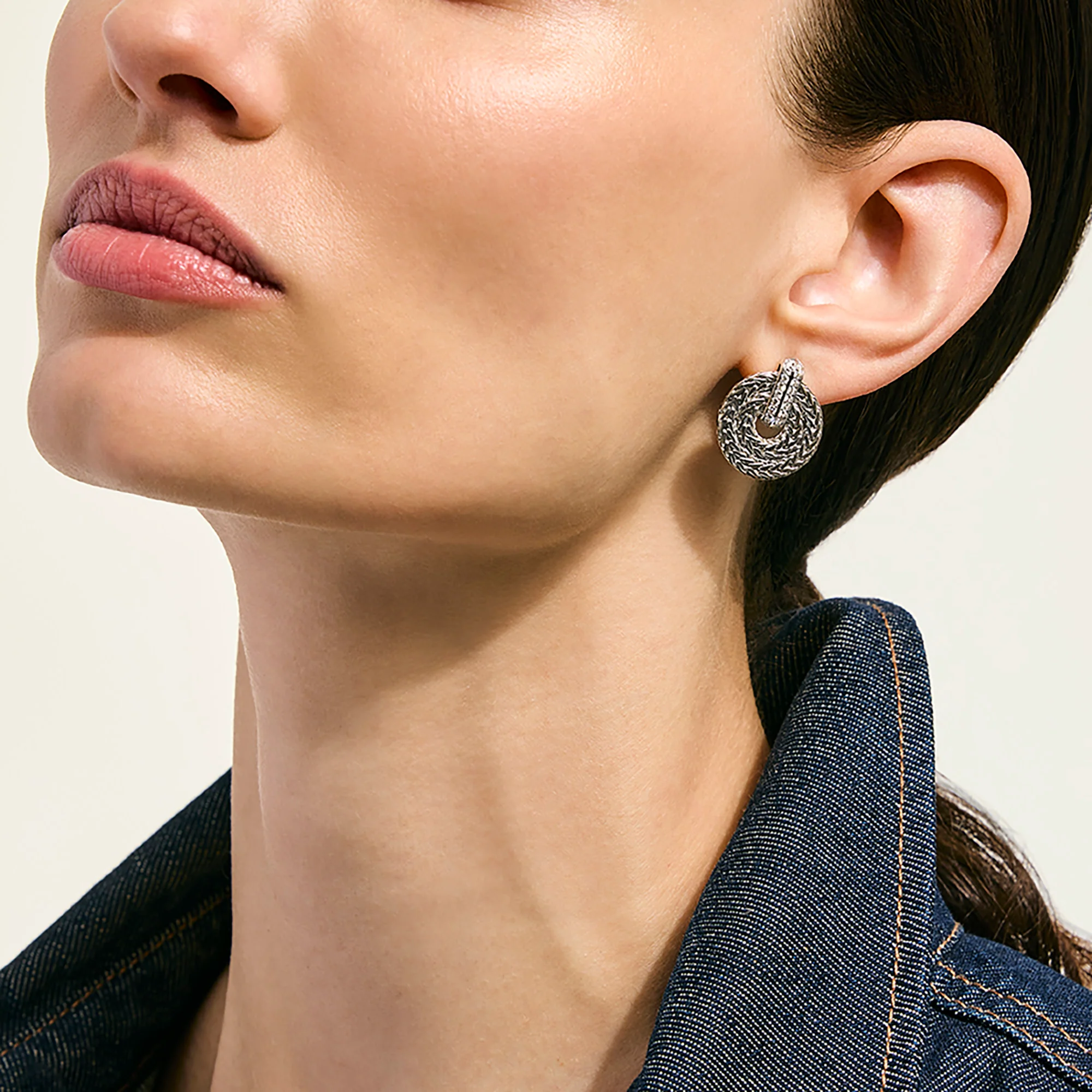 Icon Link Earrings, Sterling Silver, Diamonds, 22MM|EBP989912DI - Image 4